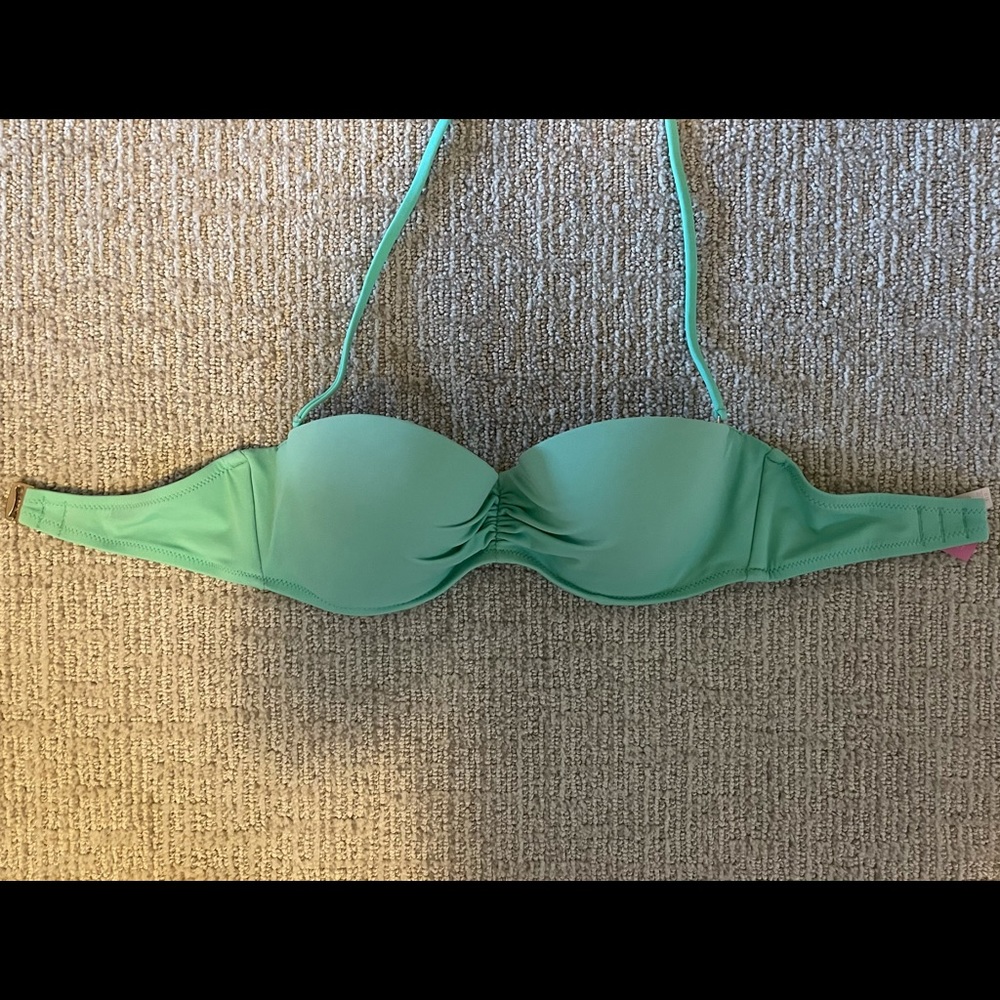 Victoria’s Secret bikini top
